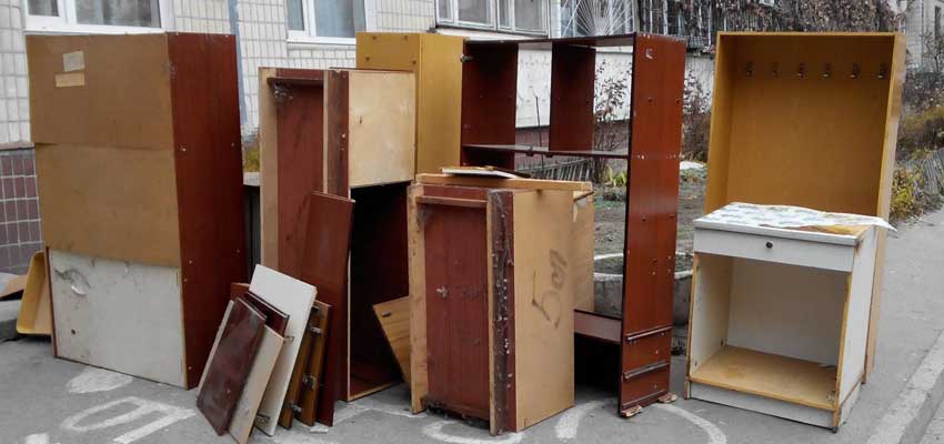 Вывоз старой мебели на утилизацию в Хабаровске не бесплатно